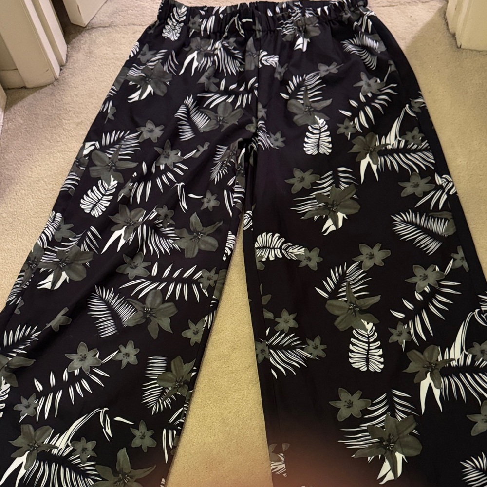 Floral Black and White Women's Pants